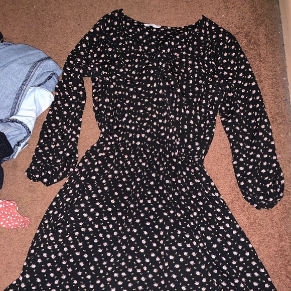 Dress - Picture 1 of 2